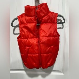 Size small kids puffer vest 6-7